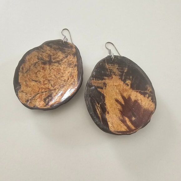 Four Pairs of Earrings: Gold and Brown - Picture 6 of 8